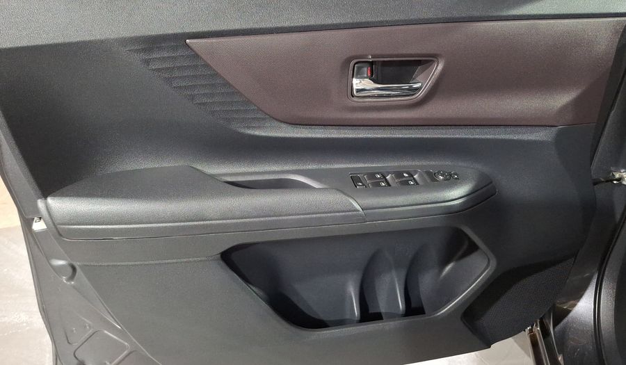 Toyota Avanza 1.5 LE Minivan 2022