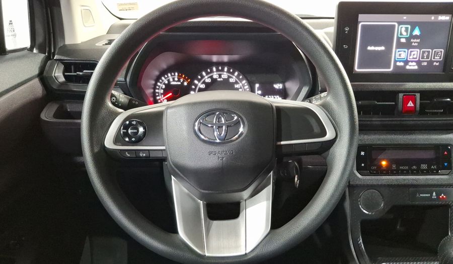 Toyota Avanza 1.5 LE Minivan 2022