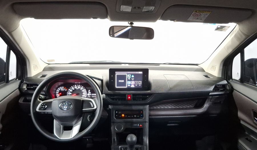 Toyota Avanza 1.5 LE Minivan 2022