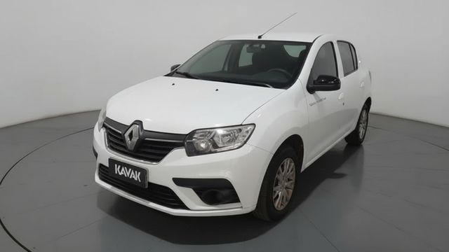 Renault • Logan
