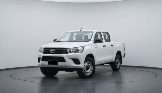 Toyota • Hilux