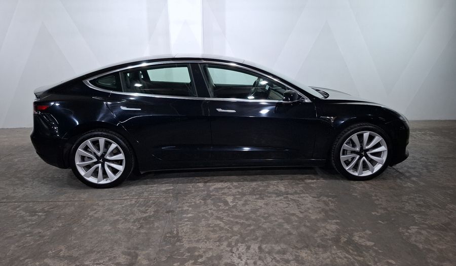 Tesla Model 3 LONG RANGE Sedan 2019