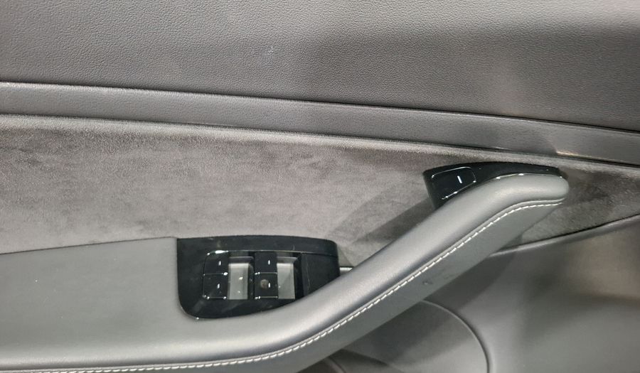 Tesla Model 3 LONG RANGE Sedan 2019