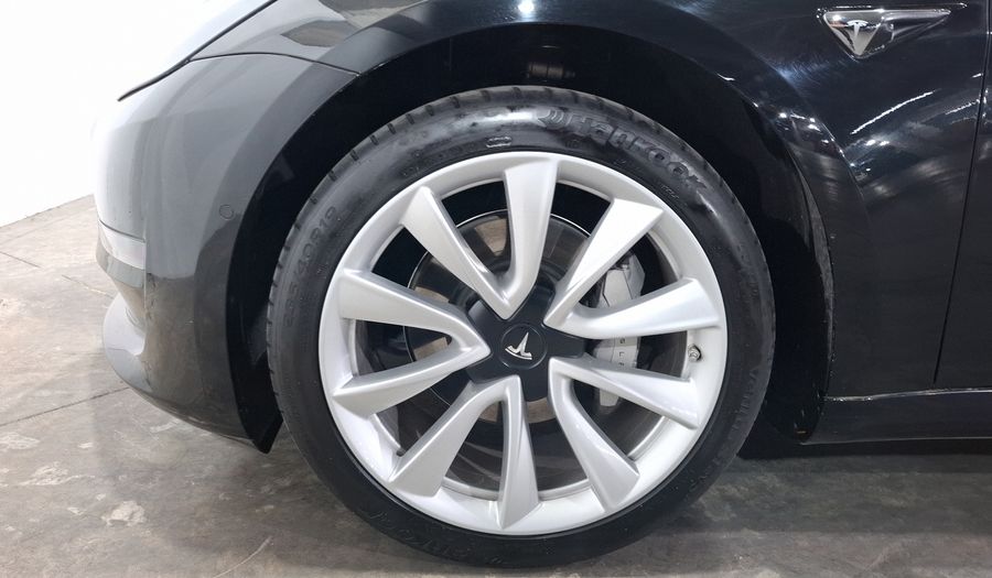 Tesla Model 3 LONG RANGE Sedan 2019