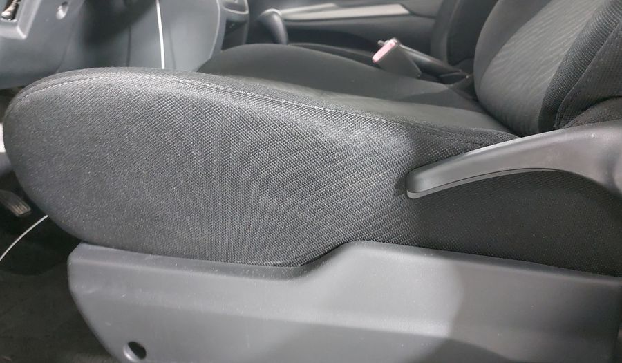 Toyota Avanza 1.5 PREMIUM AT Minivan 2016