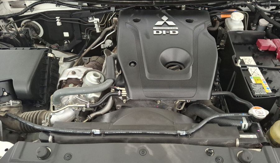 Mitsubishi L200 2.4 GLX DIESEL 4WD Pickup 2023