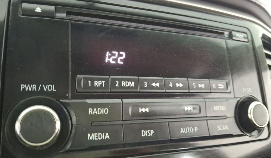 Mitsubishi L200 2.4 GLX DIESEL 4WD Pickup 2023