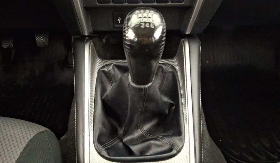 Mitsubishi L200 2.4 GLX DIESEL 4WD Pickup 2023