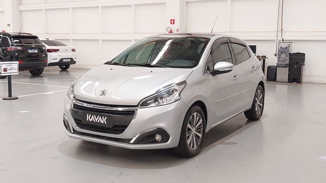 Peugeot • 208