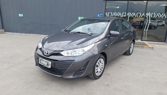 Toyota • Yaris