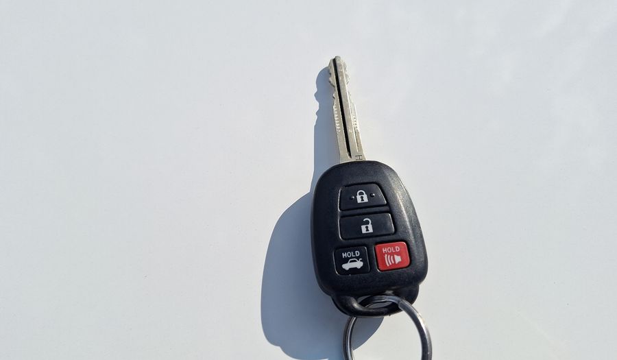 Toyota Corolla 1.8 L CVT Sedan 2017