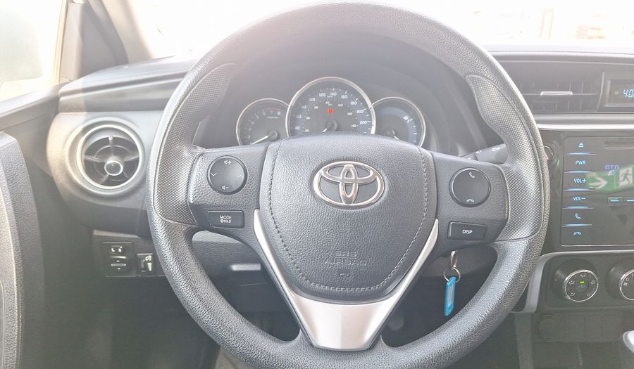 Toyota Corolla 1.8 L CVT Sedan 2017