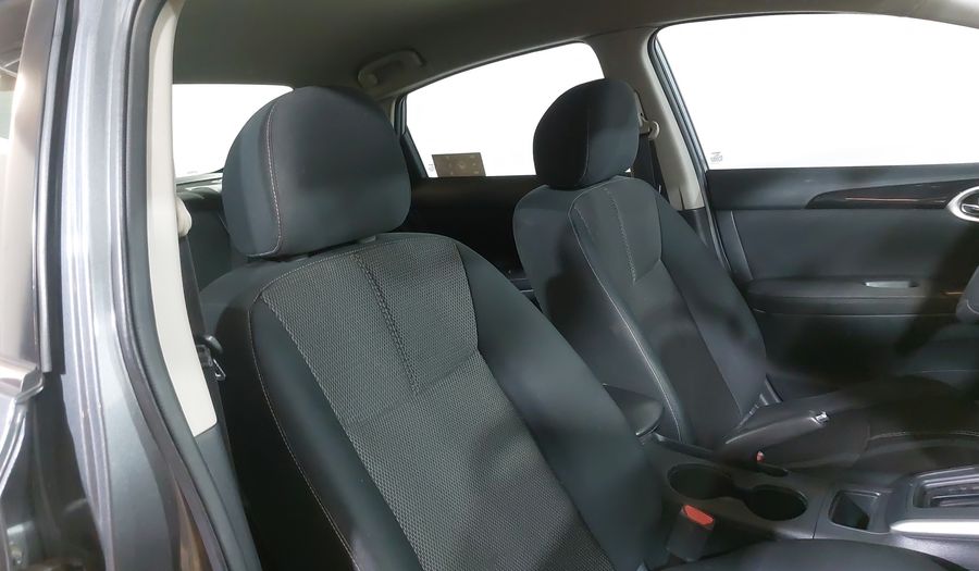 Nissan Sentra 1.8 ADVANCE CVT Sedan 2017