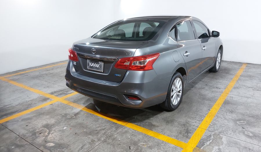 Nissan Sentra 1.8 ADVANCE CVT Sedan 2017