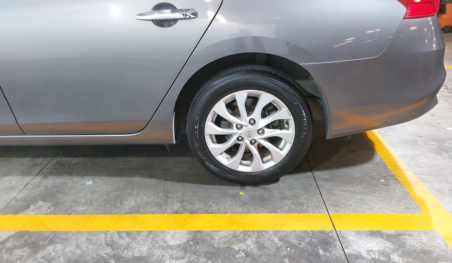 Nissan Sentra 1.8 ADVANCE CVT Sedan 2017