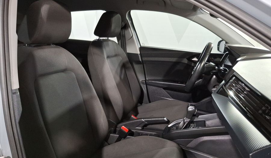 Audi A1 1.0 SB 30 TFSI URBAN DCT Hatchback 2021