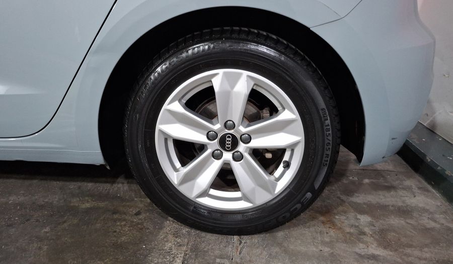 Audi A1 1.0 SB 30 TFSI URBAN DCT Hatchback 2021