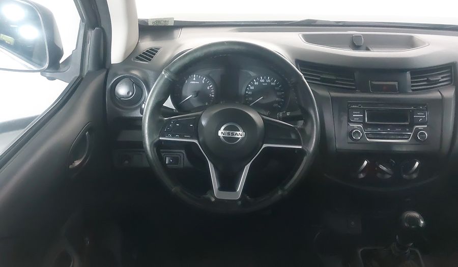 Nissan Np300 2.5 NP300 ESTACAS Pickup 2021