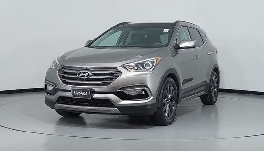 Hyundai • Santa Fe