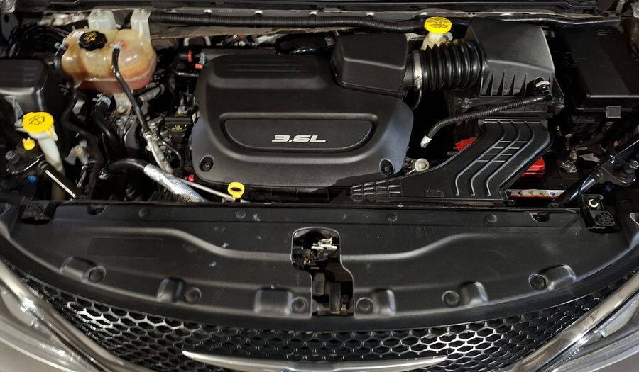 Chrysler Pacifica 3.6 LIMITED AUTO Minivan 2018