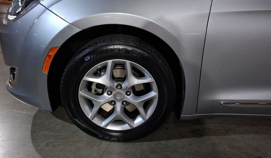 Chrysler Pacifica 3.6 LIMITED AUTO Minivan 2018