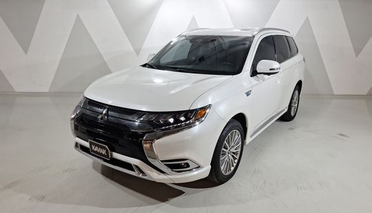 2021 • 50,736 km • Automático