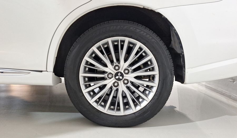 Mitsubishi Outlander 2.4 PHEV LIMITED AUTO 4WD Suv 2021