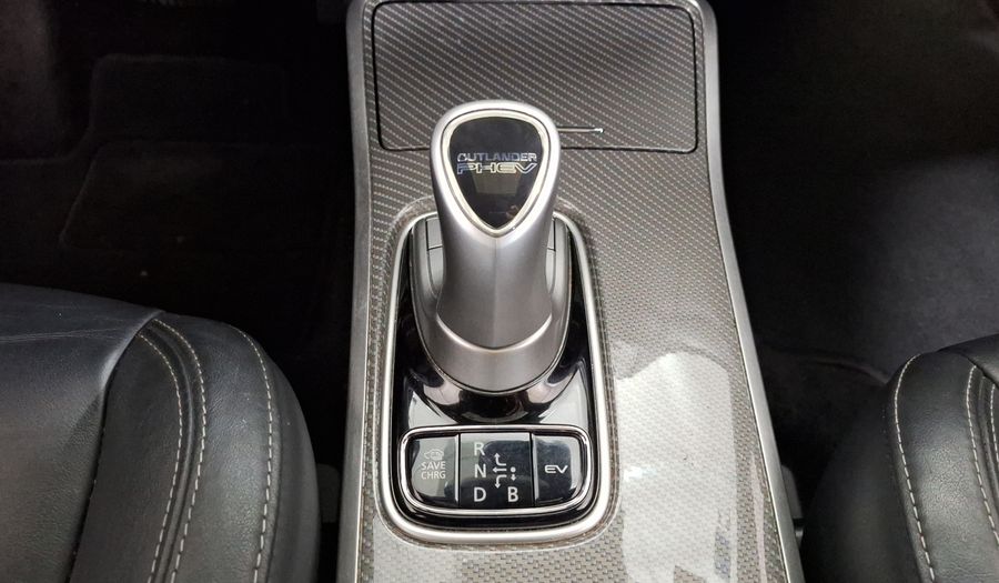 Mitsubishi Outlander 2.4 PHEV LIMITED AUTO 4WD Suv 2021