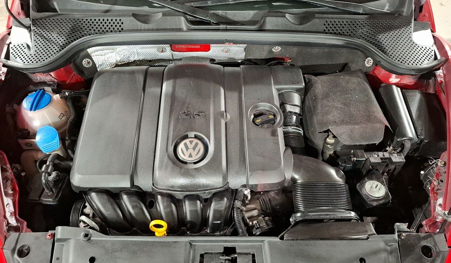 Volkswagen Beetle 2.5 TIPTRONIC Hatchback 2014