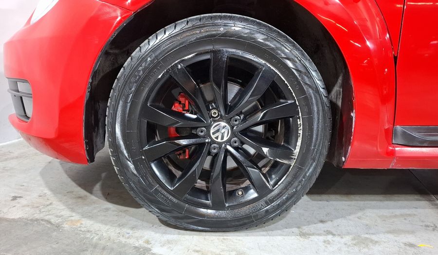 Volkswagen Beetle 2.5 TIPTRONIC Hatchback 2014