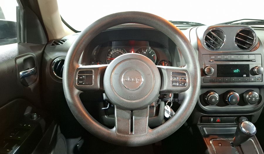 Jeep Patriot 2.4 SPORT FWD CVT Suv 2011