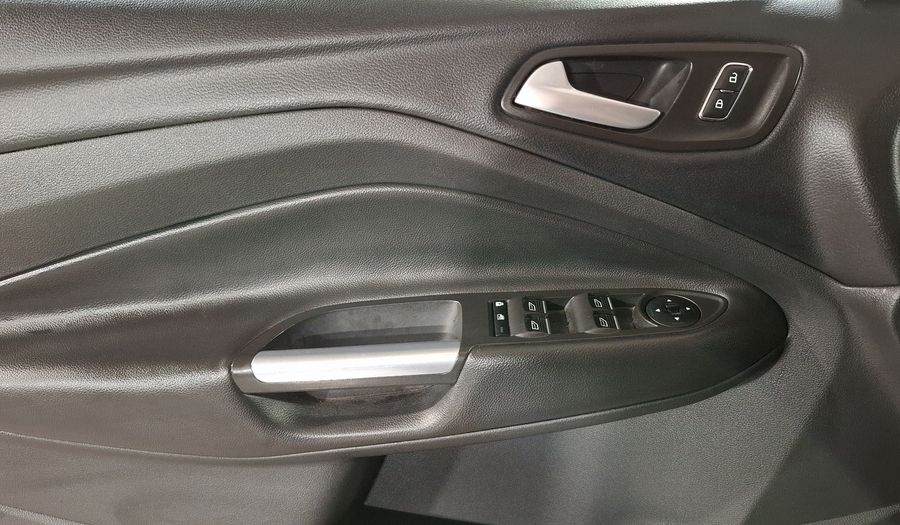 Ford Escape 2.5 TREND AT Suv 2016