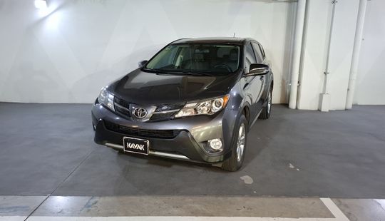 Toyota • RAV4