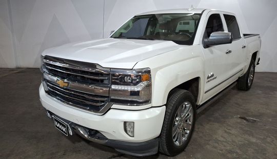 Chevrolet • Cheyenne