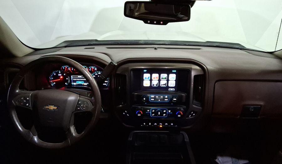 Chevrolet Cheyenne 6.2 2500 CHEYENNE CREW CAB G AT 4WD Pickup 2017