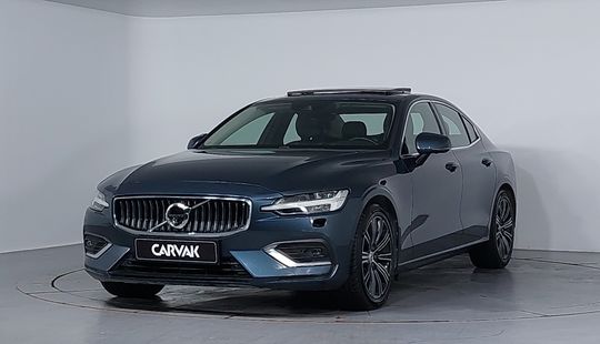 Volvo • S60