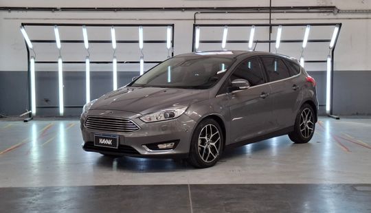 Ford • Focus III