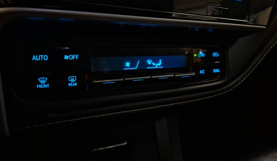 Toyota Corolla 1.8 SE-G Sedan 2018