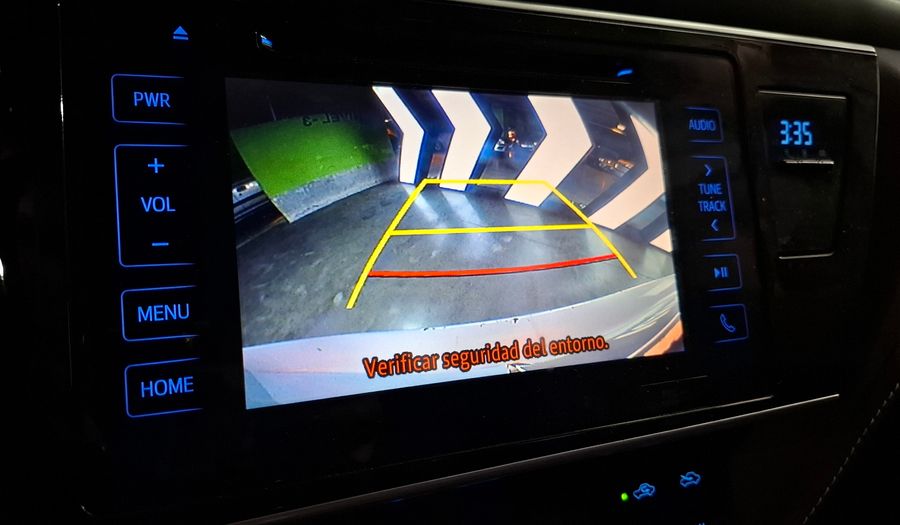 Toyota Corolla 1.8 SE-G Sedan 2018
