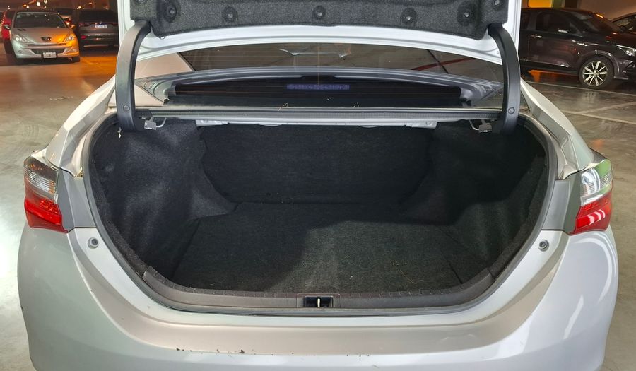 Toyota Corolla 1.8 SE-G Sedan 2018