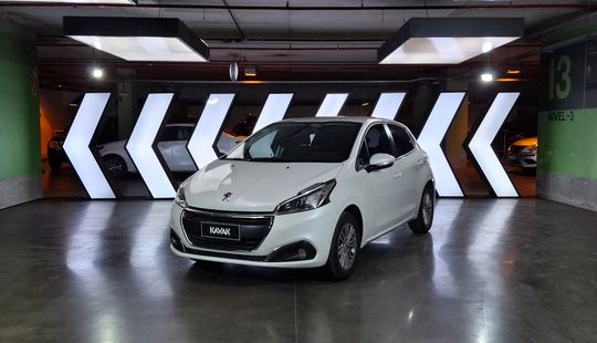 Peugeot • 208