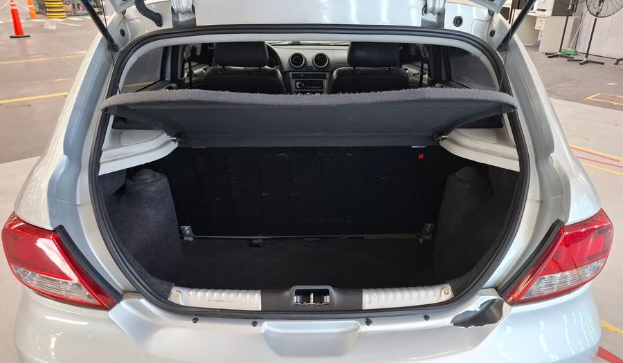 Volkswagen Gol Trend 1.6 PACK III Hatchback 2012