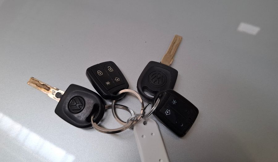 Volkswagen Gol Trend 1.6 PACK III Hatchback 2012