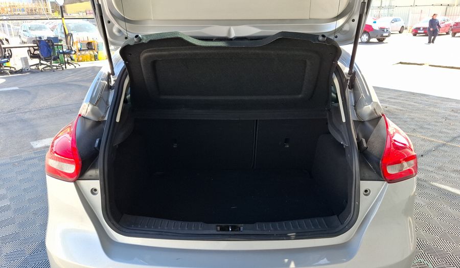 Ford Focus Iii 2.0 SE Hatchback 2017