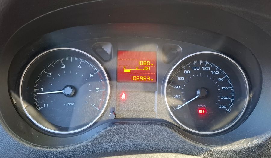 Peugeot 301 1.6 HDI ALLURE Sedan 2017