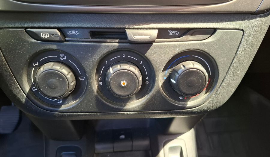 Peugeot 301 1.6 HDI ALLURE Sedan 2017
