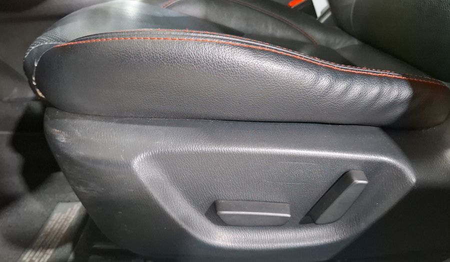 Mazda 3 2.5 SEDÁN S GT TA Sedan 2014