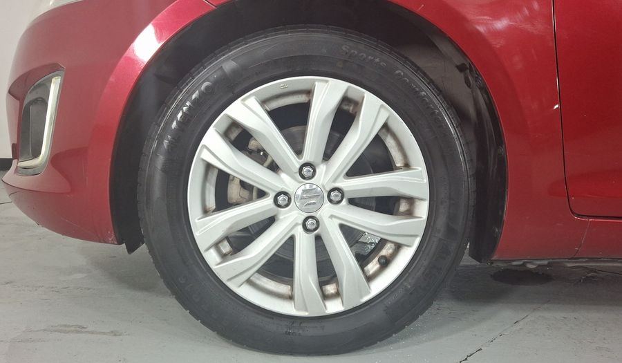 Suzuki Swift 1.4 GLX MT Hatchback 2016