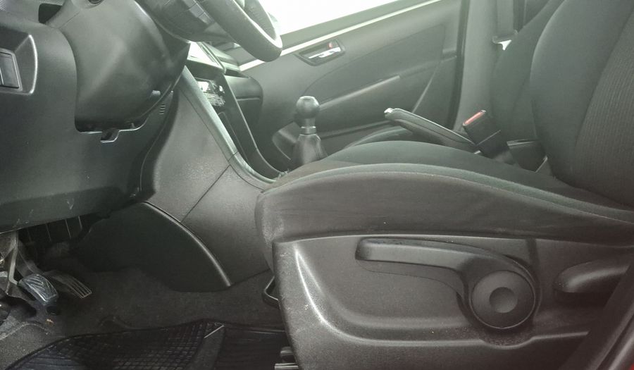 Suzuki Swift 1.4 GLX MT Hatchback 2016