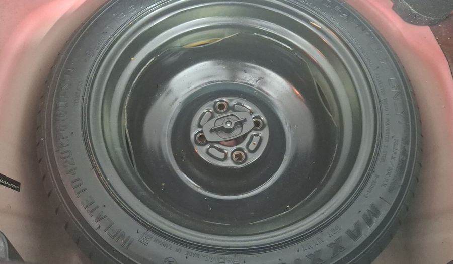 Suzuki Swift 1.4 GLX MT Hatchback 2016